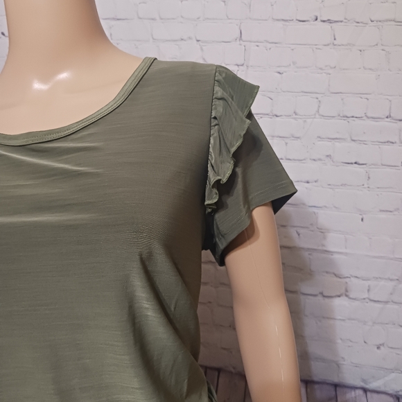 *CLEARANCE* Olive Ruffle Top - Picture 4 of 7